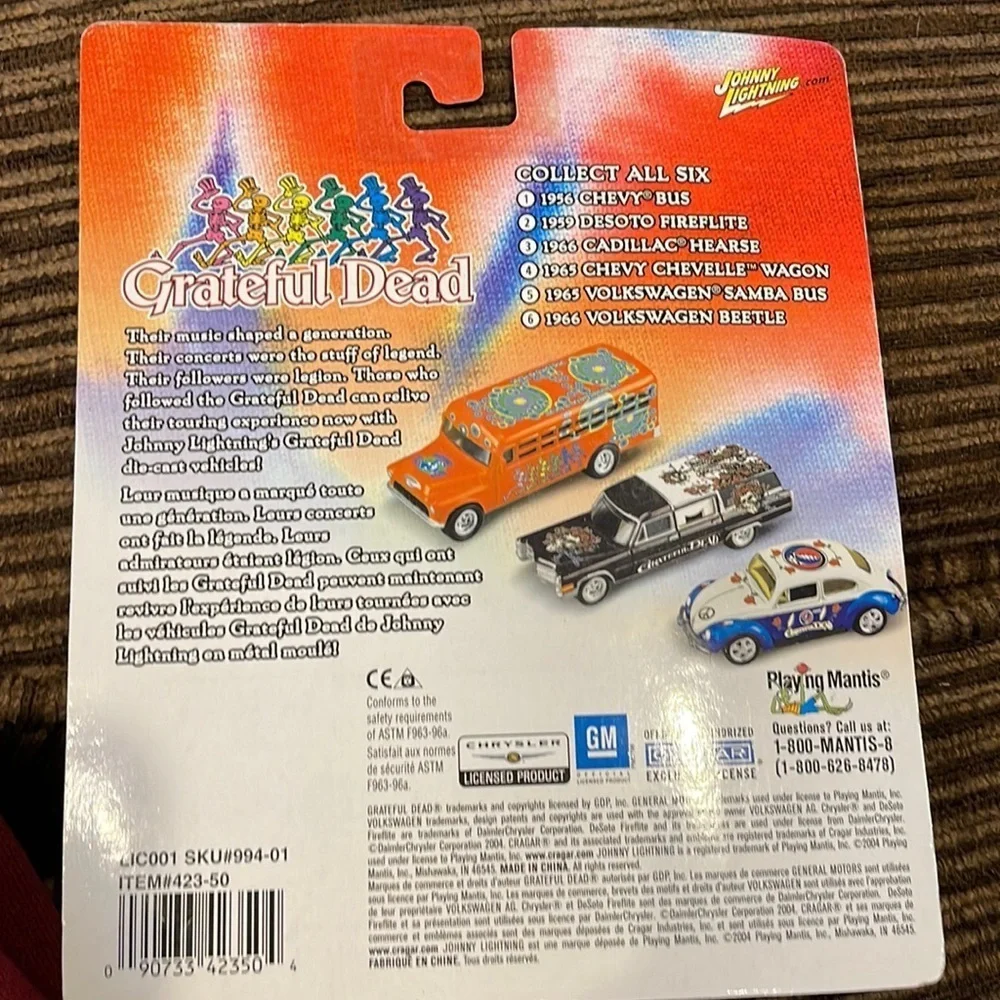 Johnny Lightning Grateful Dead 1966 Volkswagen Beetle